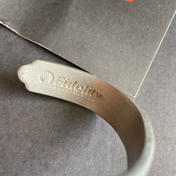 Paul McCartney “Music Lives” Fidelity Tour Bracelet - Picture 5 of 7